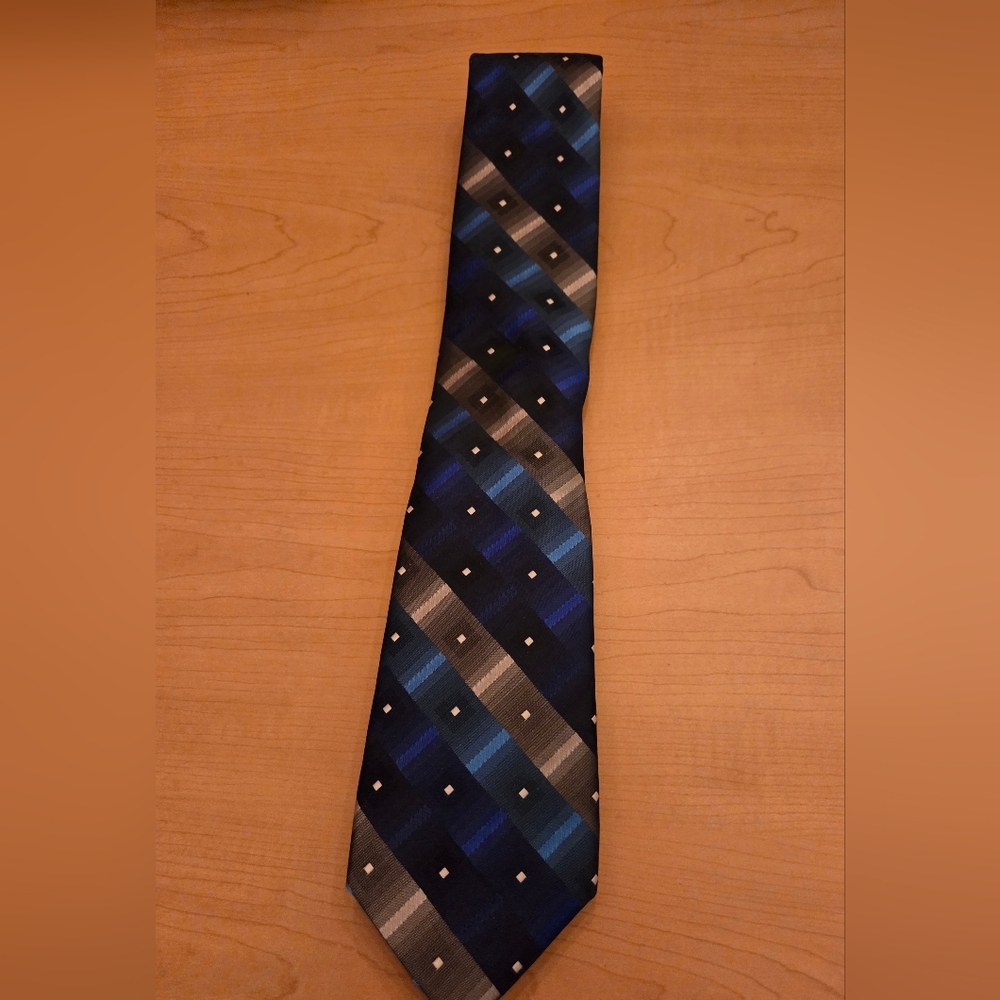 Bespoke Blue and Gray Patterned Tie